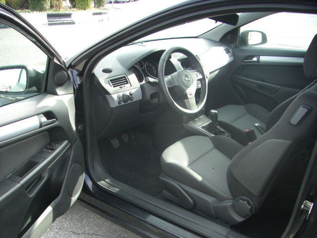 OPEL ASTRA GTC 1.7 DTI 100CV ENJOY