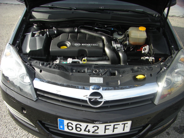 OPEL ASTRA GTC 1.7 DTI 100CV ENJOY