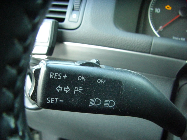 VOLKSWAGEN TOURAN 2.0 TDI 136CV 7 PLAZAS