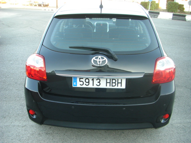 TOYOTA AURIS 1.6 GASOLINA 131CV
