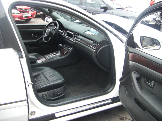 AUDI A-8 4.2 TDI QUATTRO 334CV AUTOMATICO