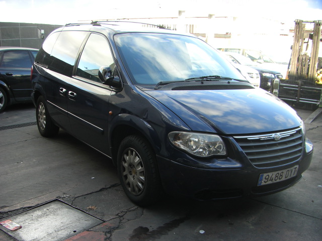 CHYSLER VOYAGER 2.5 SE CRD 143CV 7PLAZAS