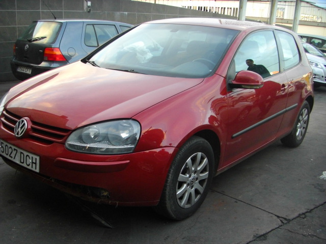 VOLKSWAGEN GOLF 1.9 TDI 105CV