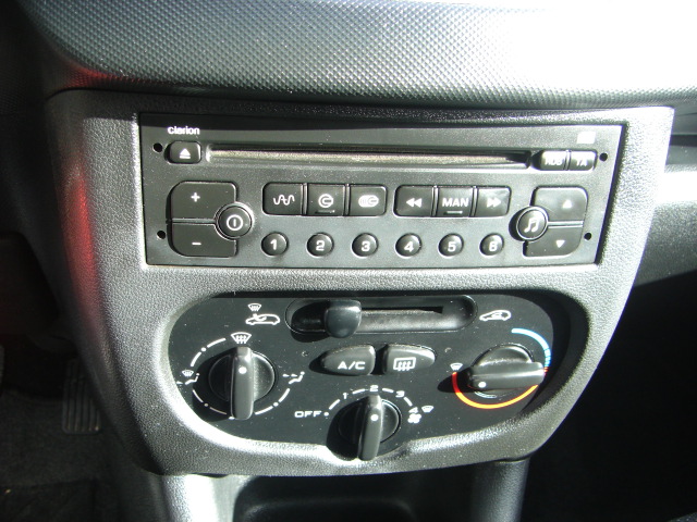 PEUGEOT 206 + 1.4 HDI 70CV