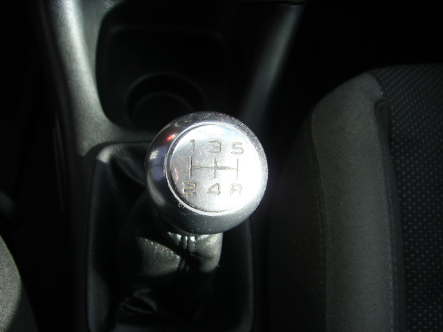 PEUGEOT 206 + 1.4 HDI 70CV