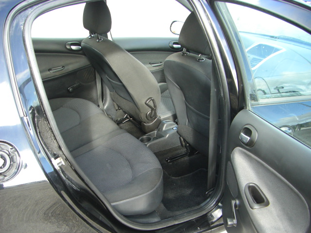 PEUGEOT 206 + 1.4 HDI 70CV