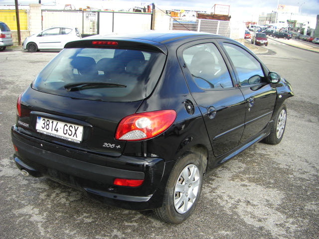 PEUGEOT 206 + 1.4 HDI 70CV