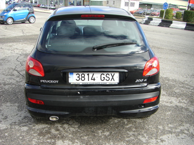 PEUGEOT 206 + 1.4 HDI 70CV