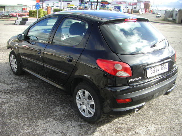 PEUGEOT 206 + 1.4 HDI 70CV
