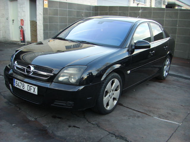 OPEL VECTRA 1.9 D 150CV