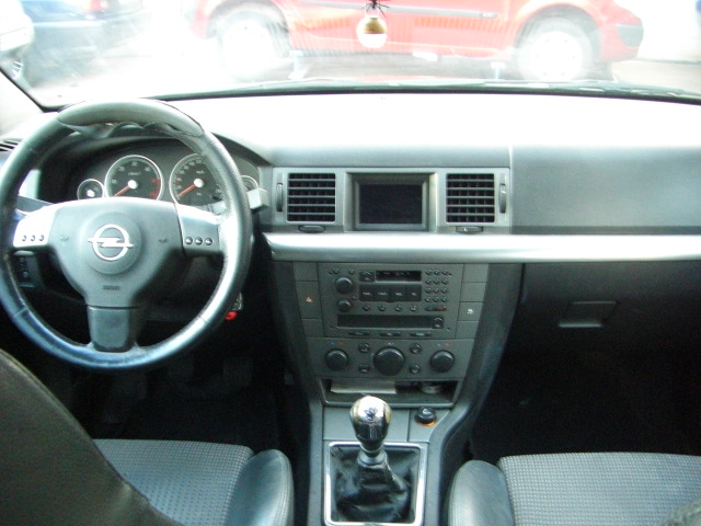 OPEL VECTRA 1.9 D 150CV
