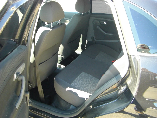 SEAT IBIZA 1.4 GASOLINA 85CV