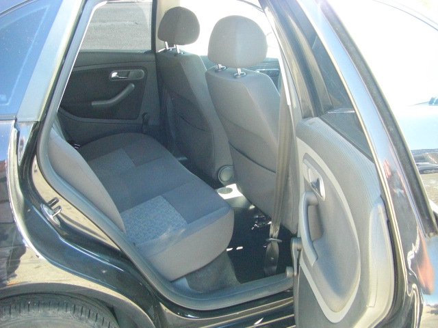 SEAT IBIZA 1.4 GASOLINA 85CV