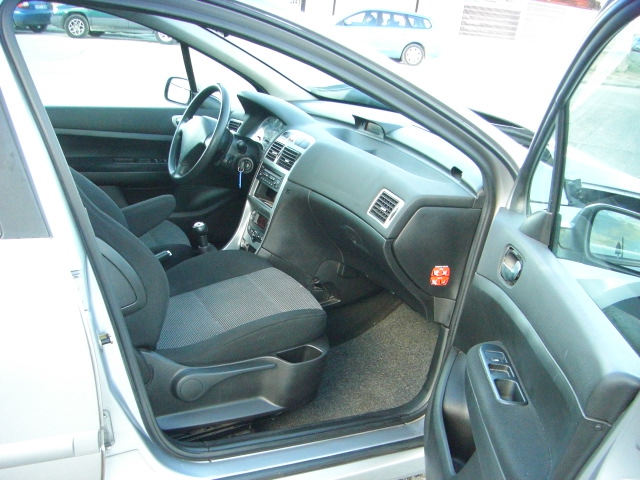PEUGEOT 307 SW 1.6 HDI 110CV 7PLAZAS