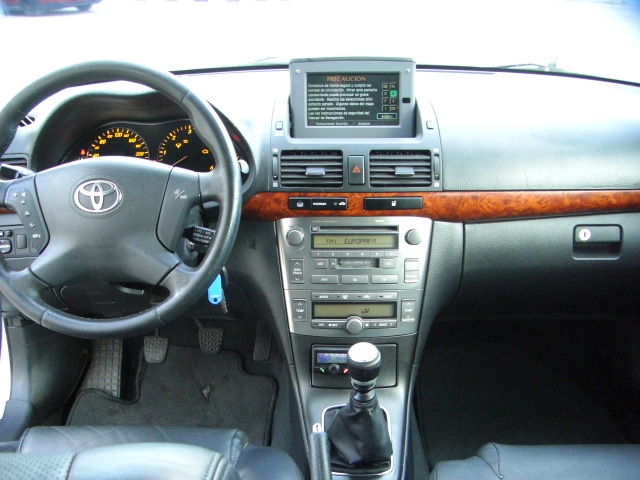 TOYOTA AVENSIS 2.2 D4D AVANT 177CV