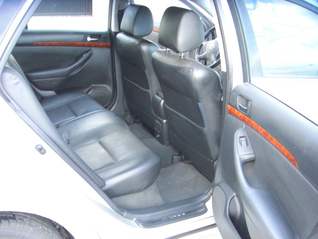 TOYOTA AVENSIS 2.2 D4D AVANT 177CV