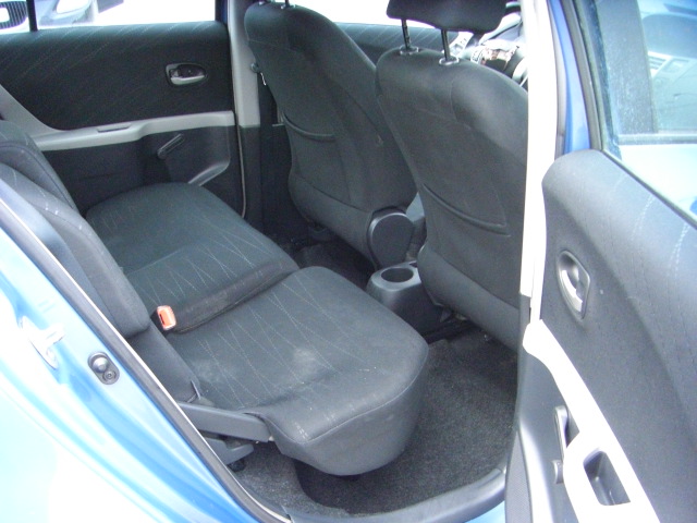 TOYOTA YARIS 1.3 GASOLINA 87CV AUTOMATICO