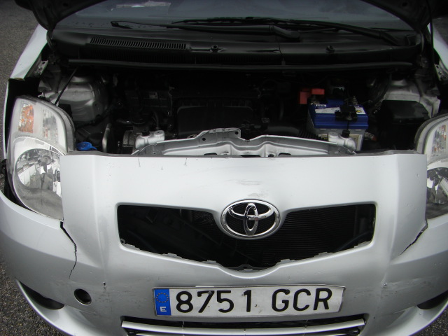 TOYOTA YARIS 1.3 GASOLINA 87CV