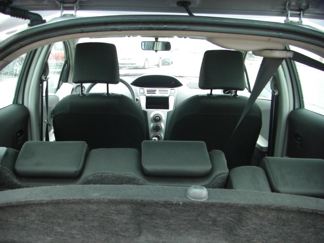 TOYOTA YARIS 1.3 GASOLINA 87CV