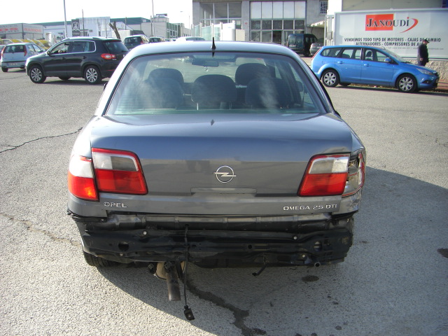 OPEL OMEGA 2.5 DIESEL 150CV