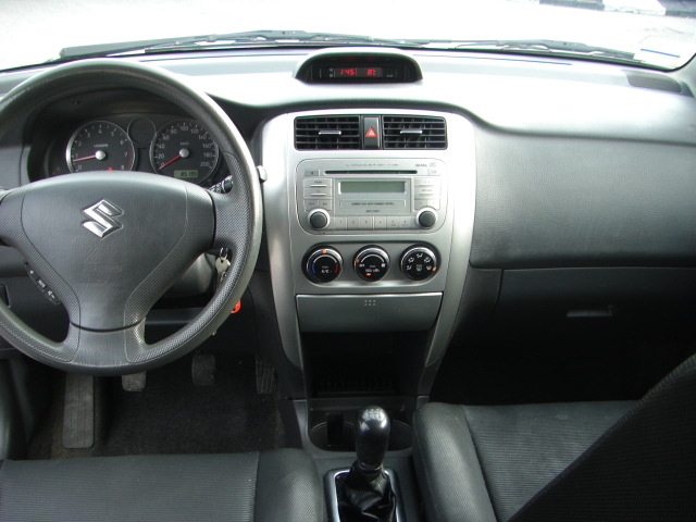 SUZUKI LIANA 1.6 GASOLINA 106CV 4X4