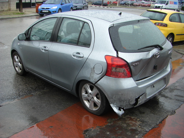 TOYOTA YARIS 1.4 D4D 90CV AUTOMATICO