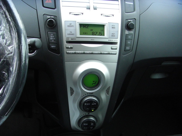 TOYOTA YARIS 1.4 D4D 90CV AUTOMATICO