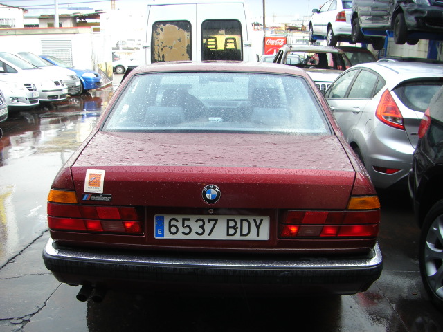 BMW 735