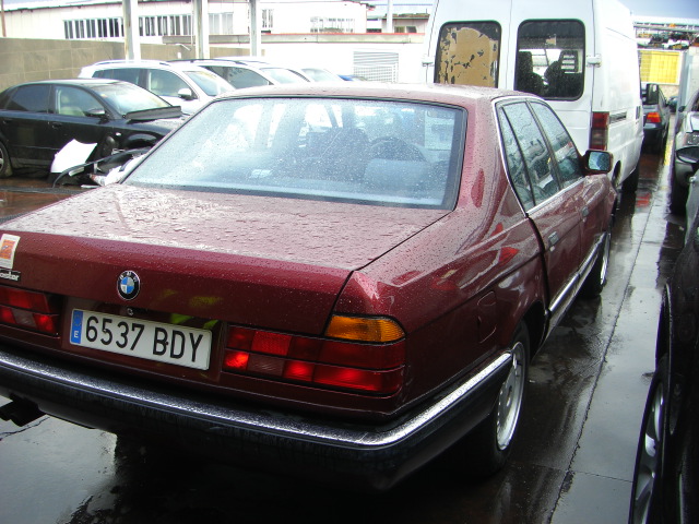 BMW 735