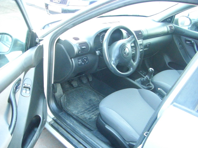 SEAT LEON 1.9 TDI 105CV