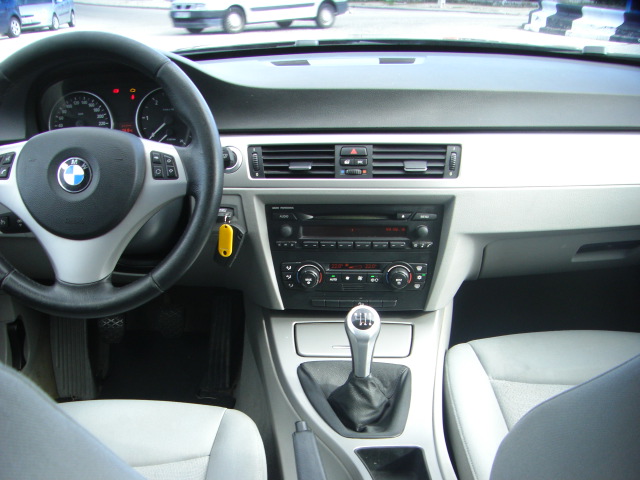 BMW 330 XD 3.0 TOURING 231CV