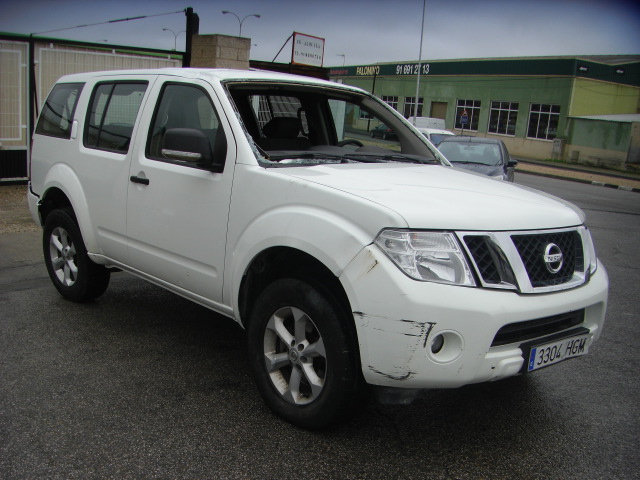 NISSAN PATHFINDER 2.5 DCI 190CV 4X4 7PLAZAS