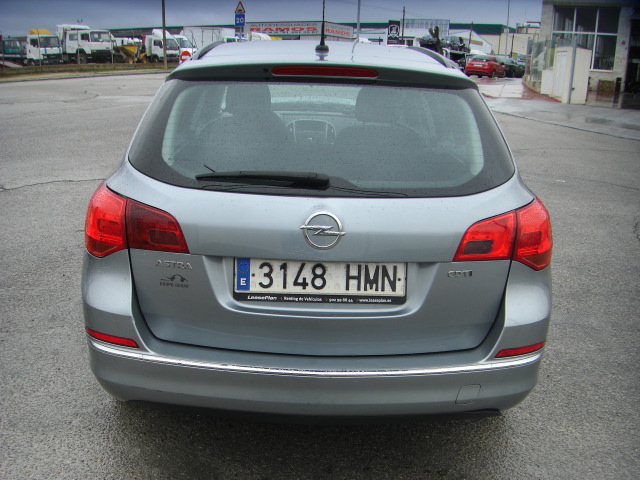OPEL ASTRA FAMILIAR 1.7 CDTI 110CV