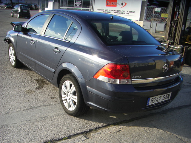 OPEL ASTRA 1.6 GASOLINA 115CV