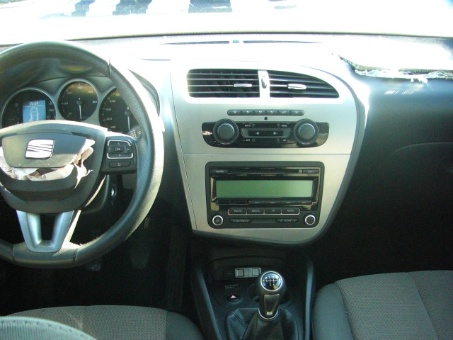 SEAT LEON 1.6 TDI STYLE 105CV