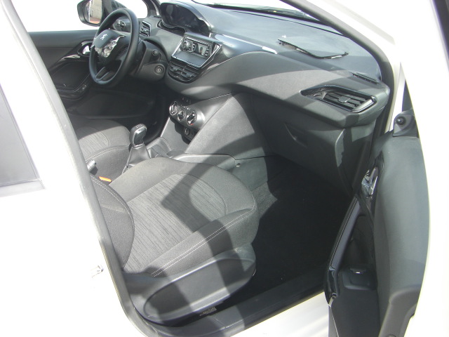 PEUGEOT 208 1.4 HDI 68CV