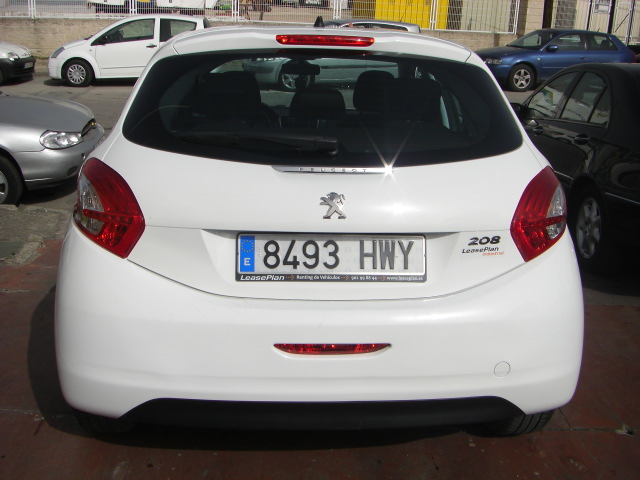 PEUGEOT 208 1.4 HDI 68CV