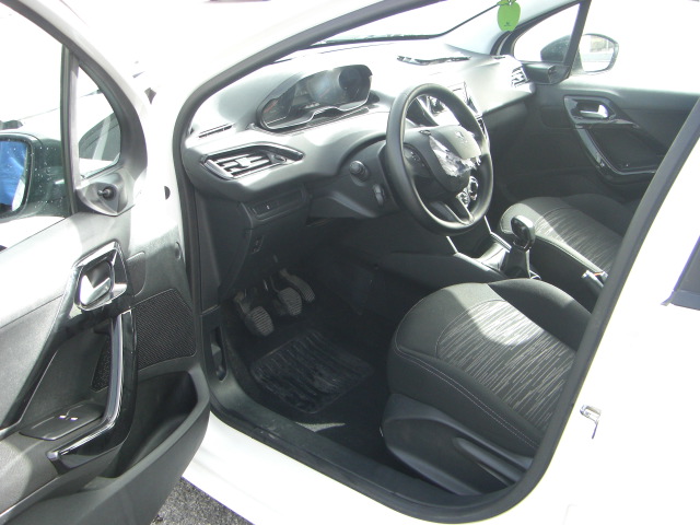 PEUGEOT 208 1.4 HDI 68CV