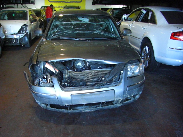 VOLKSWAGEN PASSAT 1.9 TDI 130CV