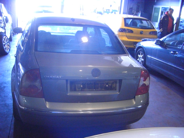 VOLKSWAGEN PASSAT 1.9 TDI 130CV