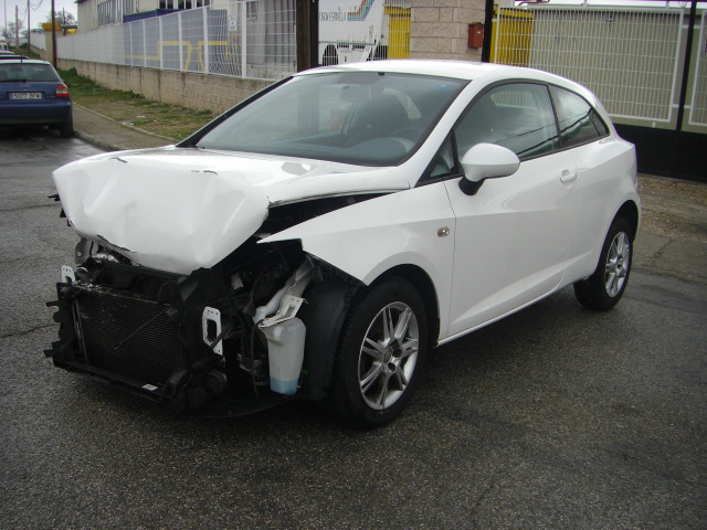 SEAT IBIZA 1.4 GASOLINA 85CV