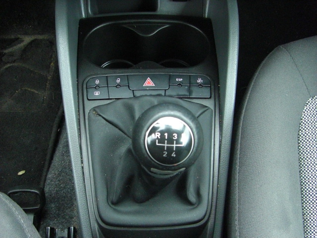 SEAT IBIZA 1.4 GASOLINA 85CV