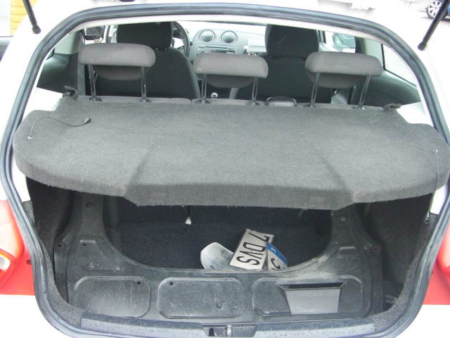 SEAT IBIZA 1.4 GASOLINA 85CV