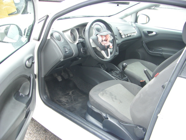 SEAT IBIZA 1.4 GASOLINA 85CV