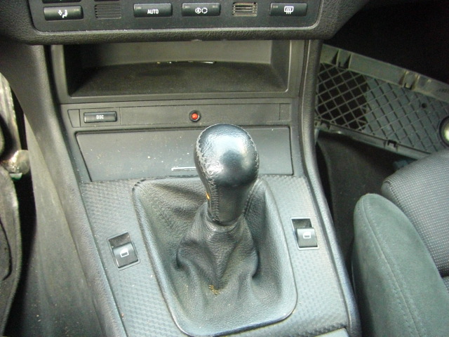 BMW 320 TD COMPAQ 2.0