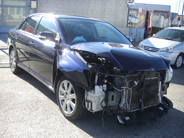 TOYOTA AVENSIS 2.2 D4D 126CV