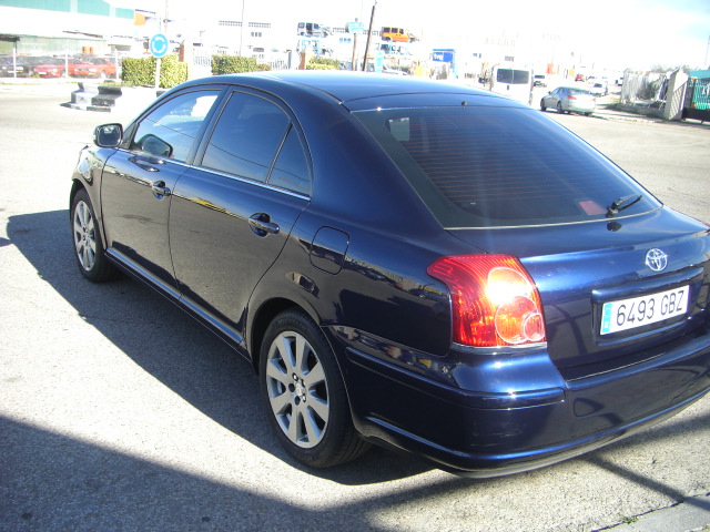 TOYOTA AVENSIS 2.2 D4D 126CV