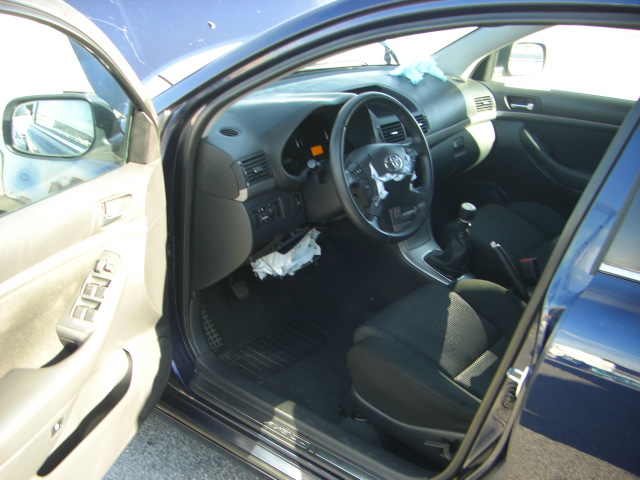 TOYOTA AVENSIS 2.2 D4D 126CV