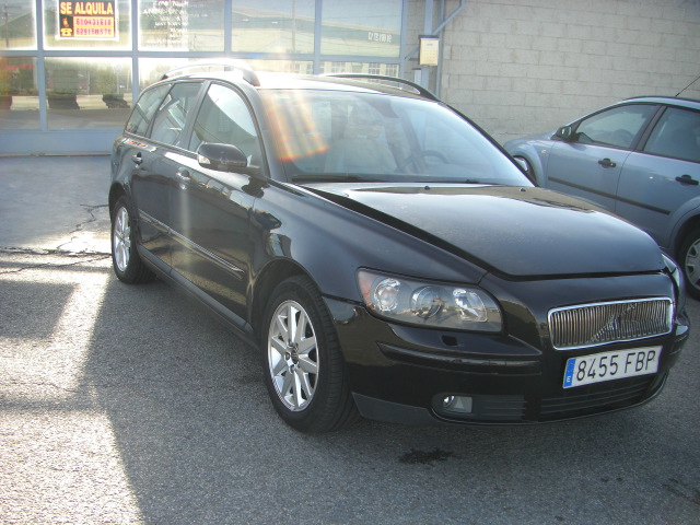 VOLVO V-50 SUMMUM 2.0 D 136CV