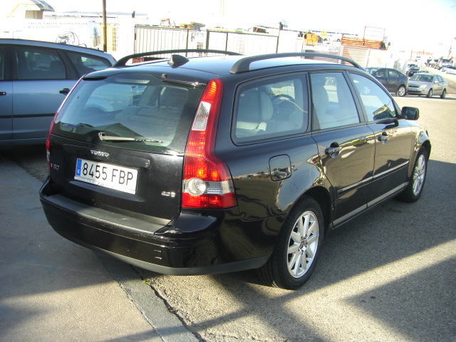VOLVO V-50 SUMMUM 2.0 D 136CV